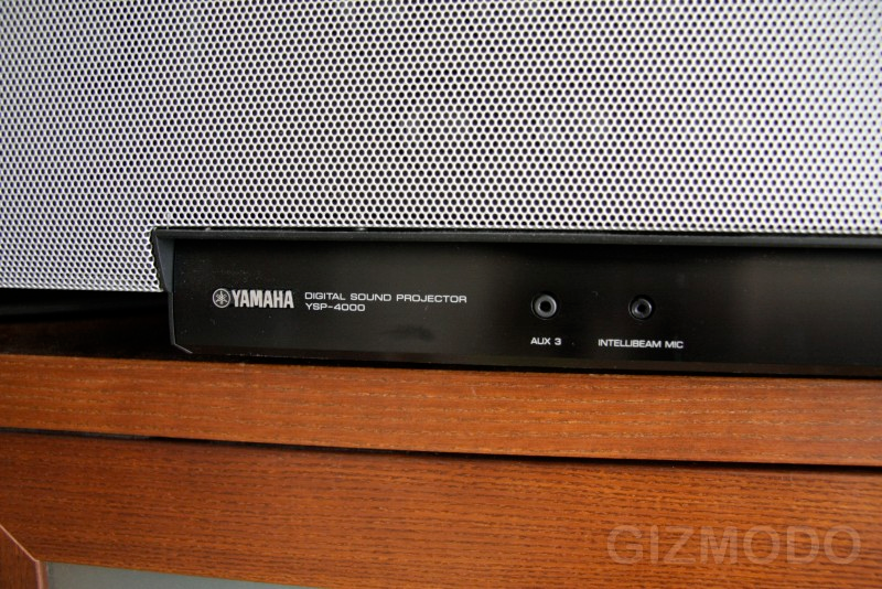 Illustration for article titled Ears-On Yamaha's Flagship YSP-4000 Surround Sound Bar (Verdict: Ultra-Discrete Sound Beams)